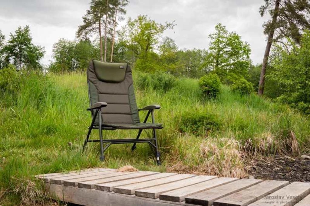 Carp Spirit křeslo Magnum Hi-Back Chair