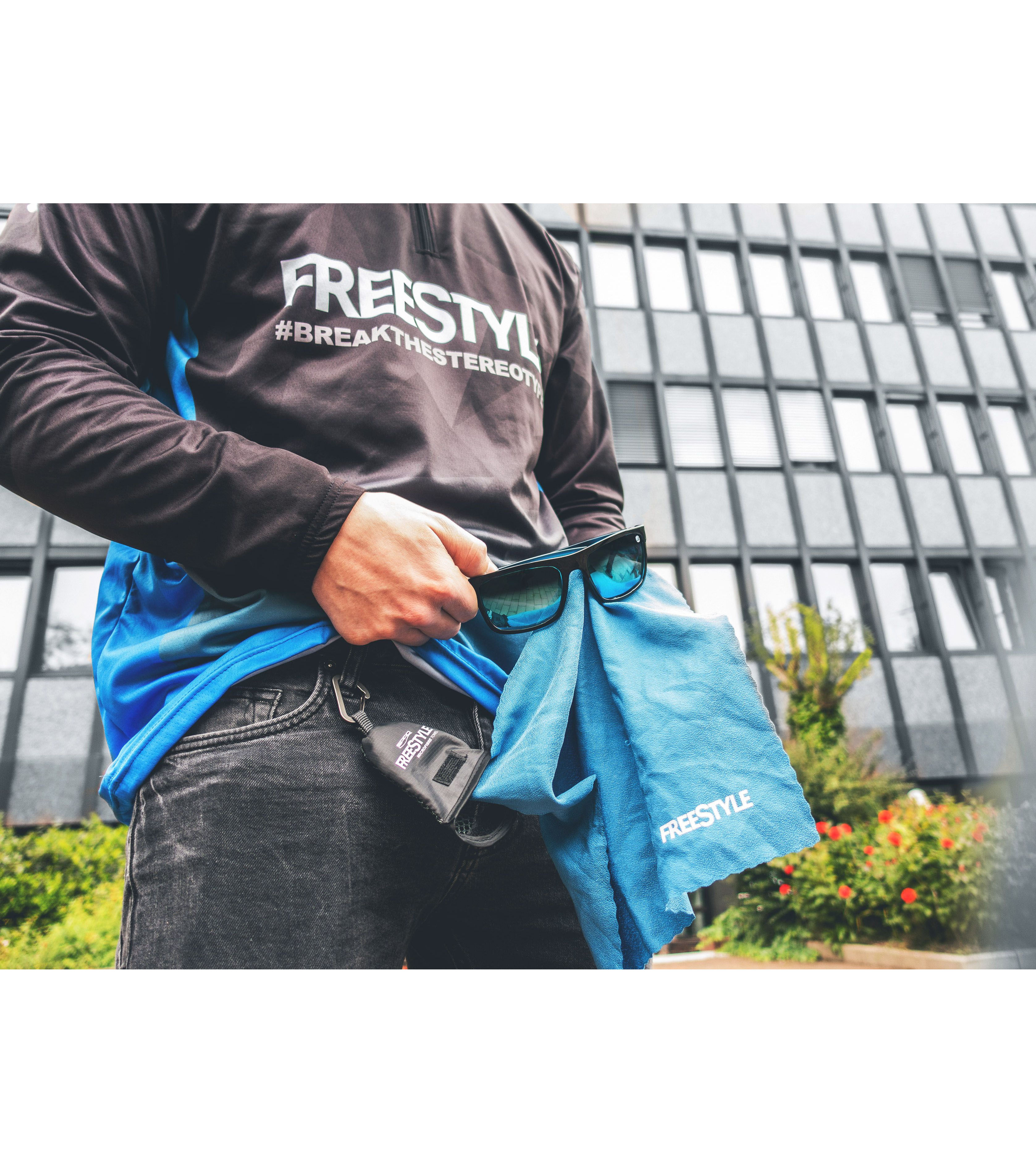 SPRO ručník FreeStyle Microfibre Towel 30x30cm