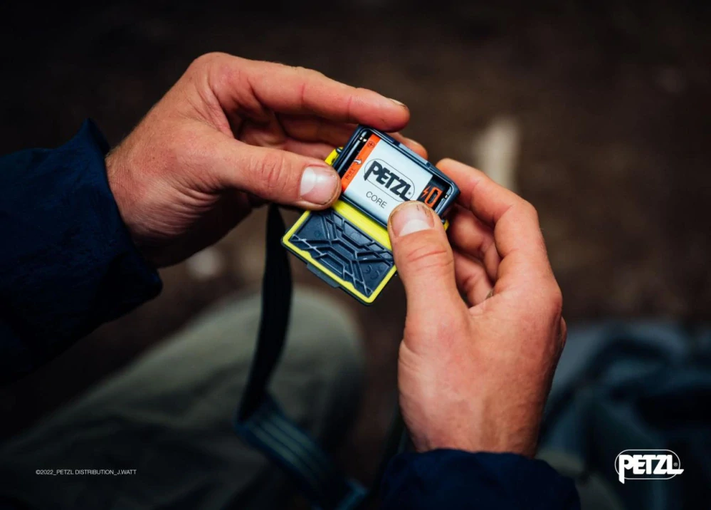 Petzl čelovka Tikka Core 2022